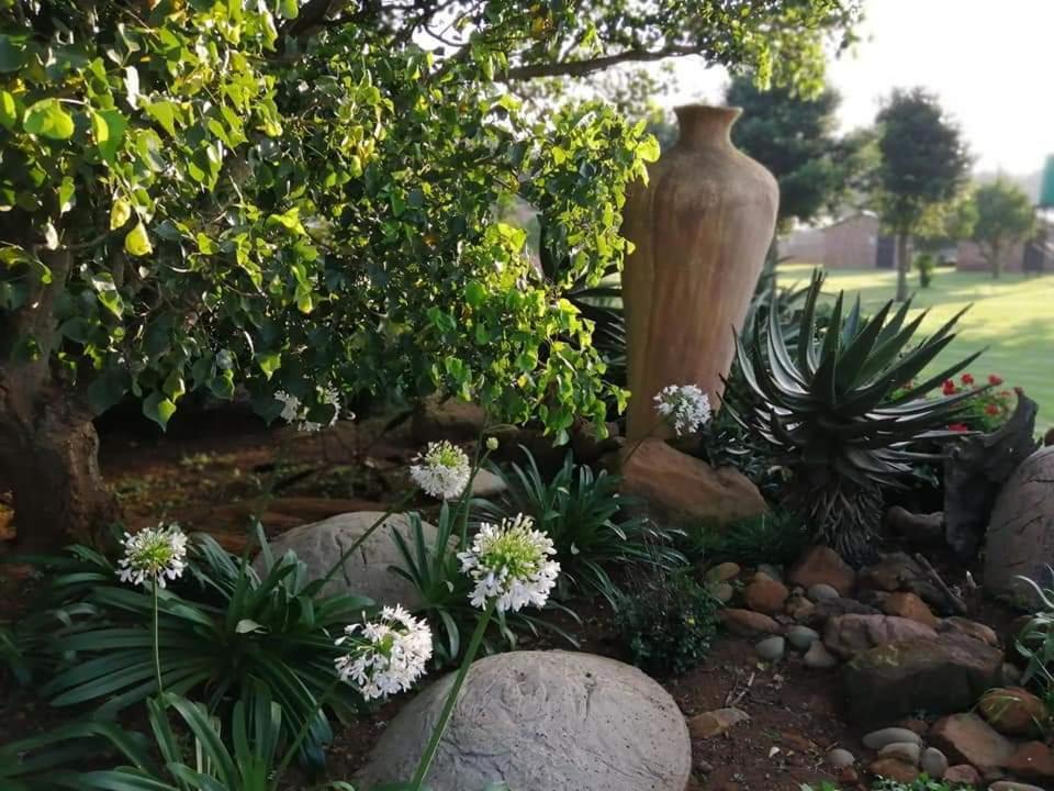 Forest Hill Country Lodge Piet Retief Buitenkant foto