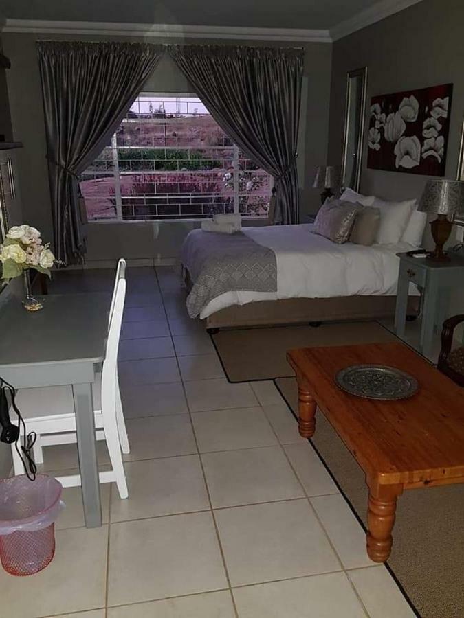 Forest Hill Country Lodge Piet Retief Buitenkant foto